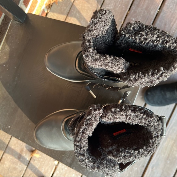 Sorel Snow Boots size 9.5 - Picture 6 of 6